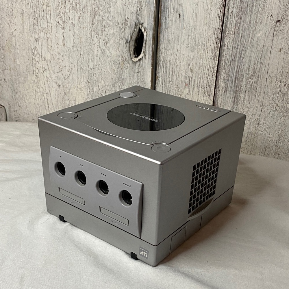 Nintendo GameCube Silver DOL-001 (USA) CONSOLE ONLY